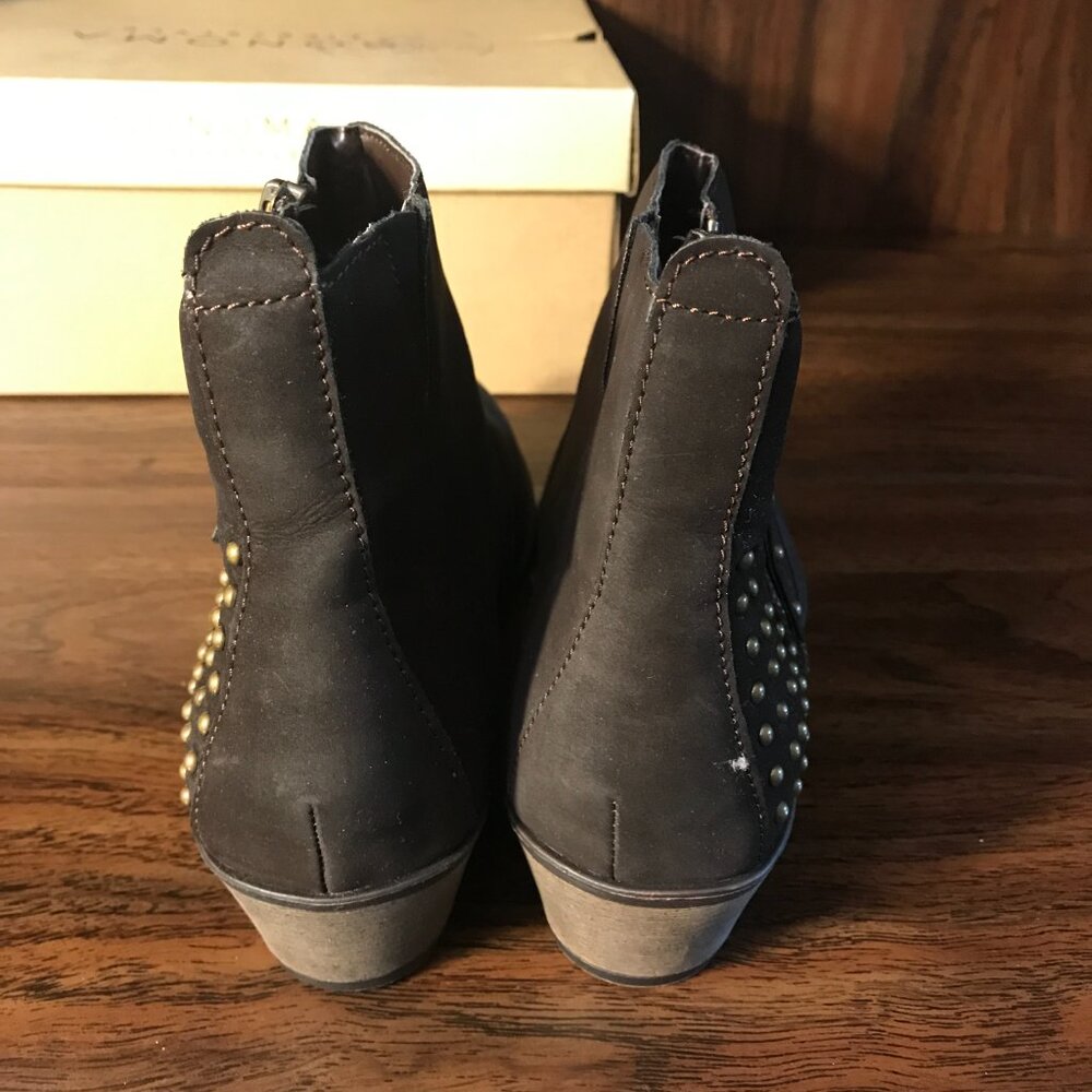 NEW Sonoma Melissa Ankle Boots Dark Brown Faux Suede Zipper Studs Womens 7.5 - Picture 6 of 10